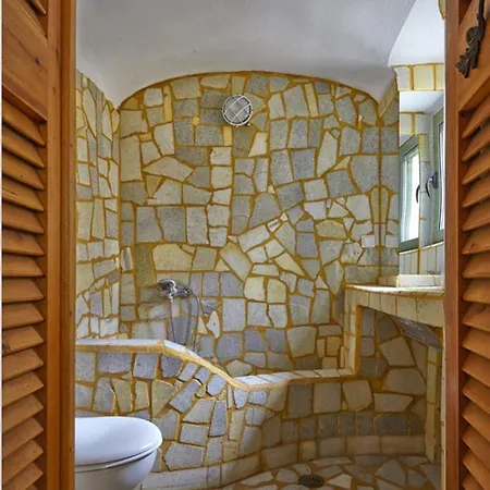 Roubeti Village Aparthotel