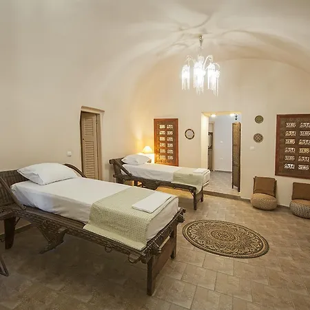 Roubeti Village Aparthotel