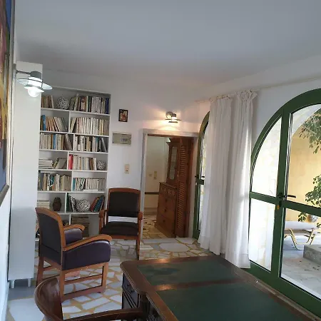 Aparthotel Roubeti Village Mesaria